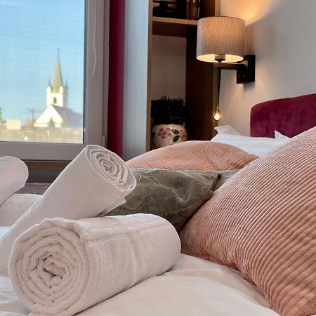Jeny Boutique Apartment Тиргу-Муреш Екстер'єр фото