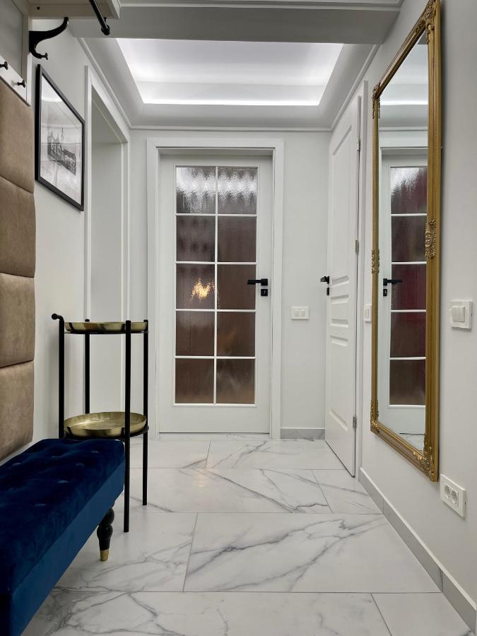 Jeny Boutique Apartment Тиргу-Муреш Екстер'єр фото